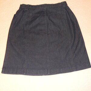 L.L. Bean A-line Classic Fit 12 Reg Denim Skirt 4 Pockets